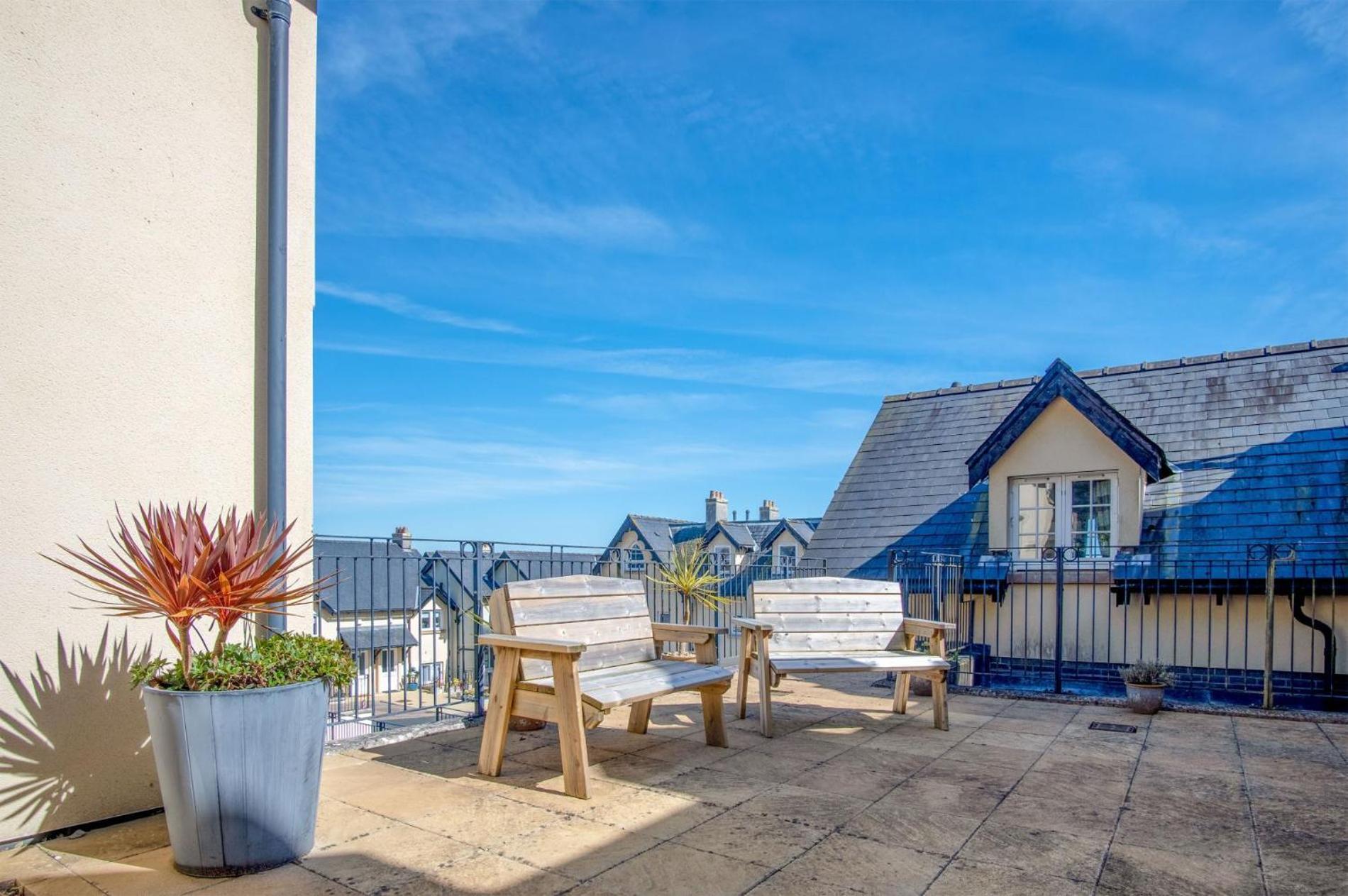 Minarvon - 2 Bedroom Apartment - Saundersfoot Exterior foto